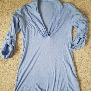 5/$25  Long blue shirt